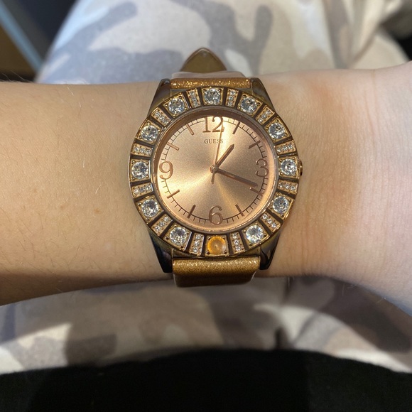 Guess watch - Picture 1 of 2